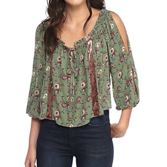 true craft Tops - NEW PEASANT TOP